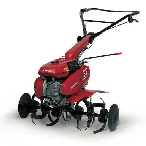 Motoculteur HONDA F 506 EN 138 : moteur GX 160, 3 vitesses avant / 1 arrière, livré avec 6 fraises rotatives 138 et disques protège-plants. Largeur de travail 100 cm. Parfait pour le binage, labour et jardinage intensif.