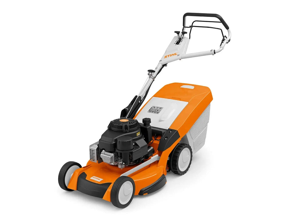 Tondeuse thermique STIHL RM 655 YS, moteur Kawasaki 179 cm³, hydrostatique, largeur 53 cm, bac 70 L avec témoin, mulching, réglage centralisé, pour grandes pelouses jusqu’à 2500 m².