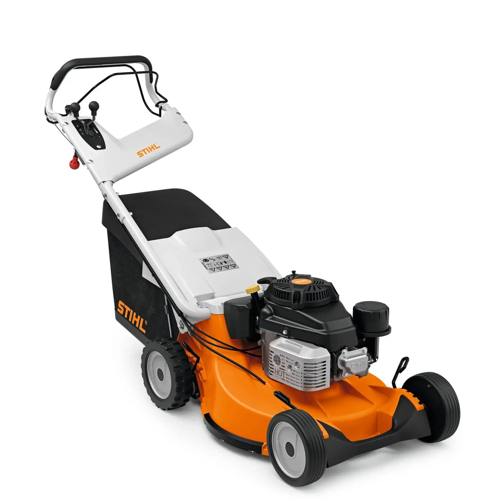 Tondeuse thermique STIHL RM 756 GC pro : moteur Kawasaki 179 cm³, 3 vitesses, coupe 54 cm, bac 80 L, carter hybride, mulching en option, idéale grands jardins.