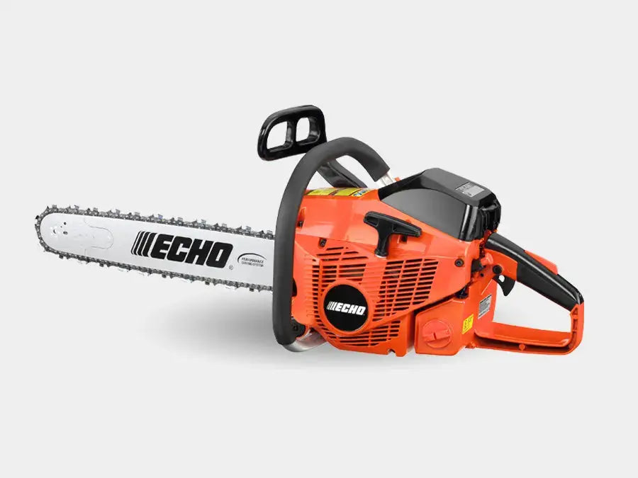 Tronçonneuse ECHO CS 680, 66,8 cm³, guide 60 cm, idéale pour les travaux forestiers intensifs grâce à sa puissance et son démarrage facile.
