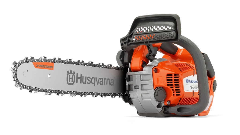 La tronçonneuse HUSQVARNA T 540 XP II est légère, maniable et puissante pour l’élagage. Livraison rapide et gratuite en France.