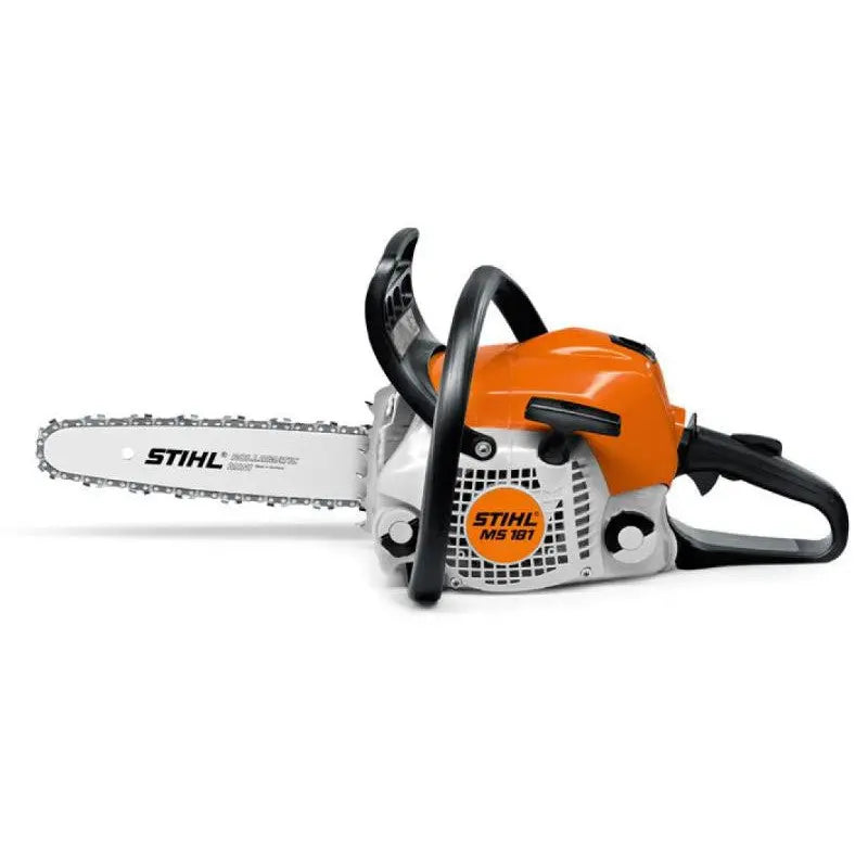Tronçonneuse thermique STIHL MS 180 – 35 cm, 1,9 CV, 4,1 kg. Moteur 2 temps performant. Livrée avec guide, protège-guide et 2 chaînes d’origine STIHL. Idéale pour particuliers et artisans.