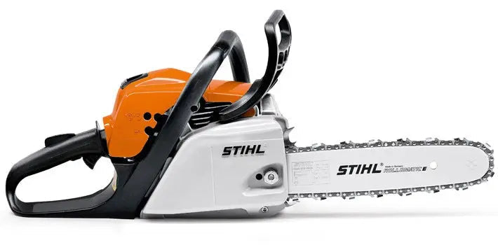 Tronçonneuse STIHL MS 211 C-BE : thermique 2 temps 1,7 kW, coupe 40 cm, poids 4,6 kg. Idéale pour jardin et maison. Démarrage facile Ergo-Start, livrée avec 2 chaînes.