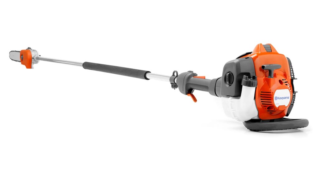 La tronçonneuse HUSQVARNA 525 P4S sur perche, légère et puissante, assure un élagage précis en hauteur. Livraison rapide et gratuite en France.